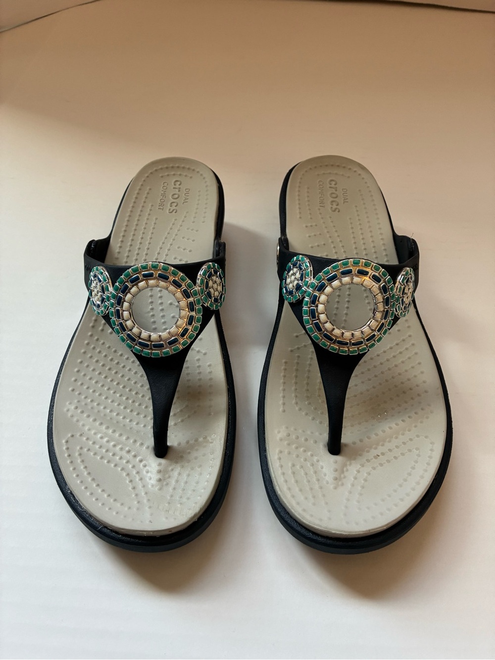 Women’s CROCS Sandals 8 - Picture 2 of 10